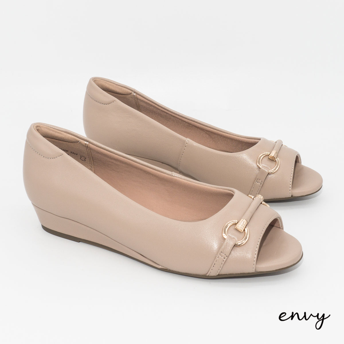 Hush Puppies Wedges