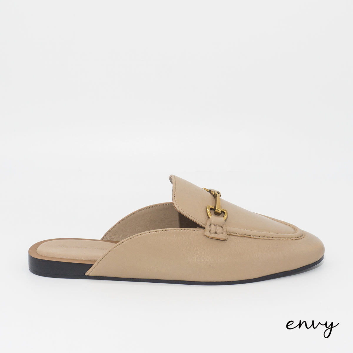 Massimo Dutti Flats