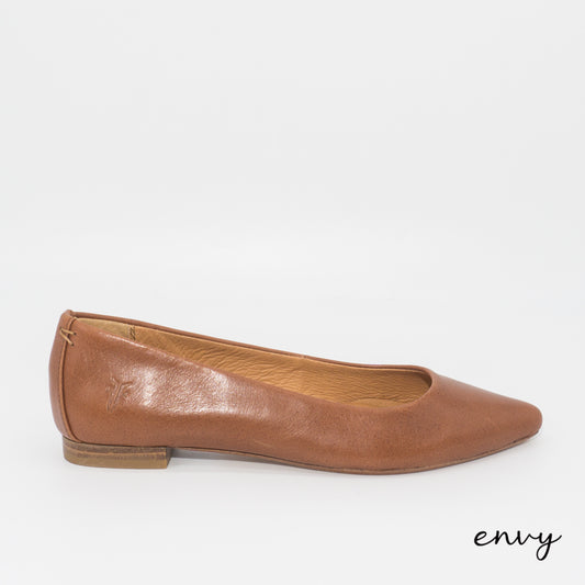 Frye Flats