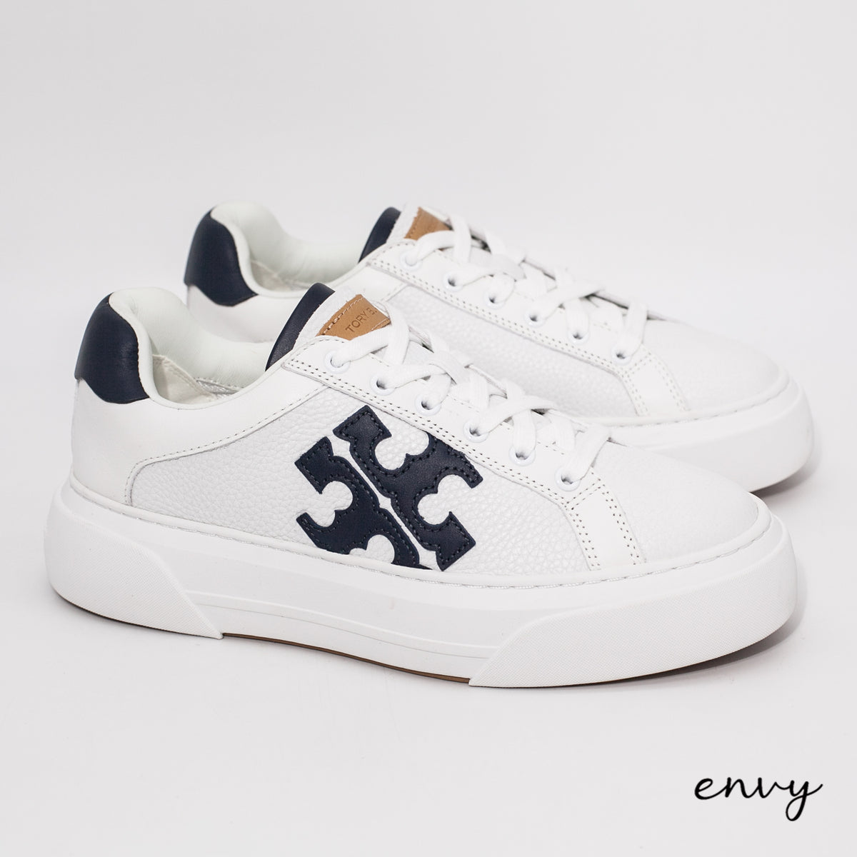 Tory Burch Sneakers
