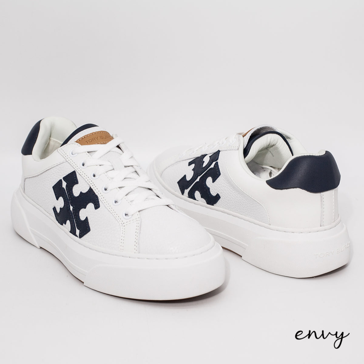 Tory Burch Sneakers