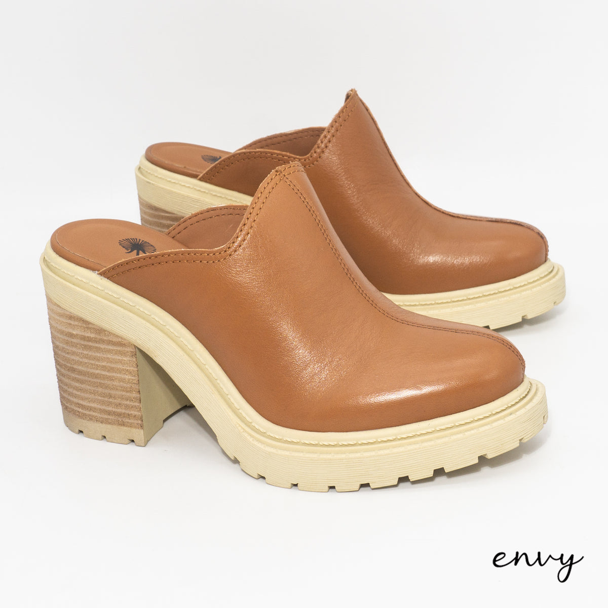 OTBT Clogs
