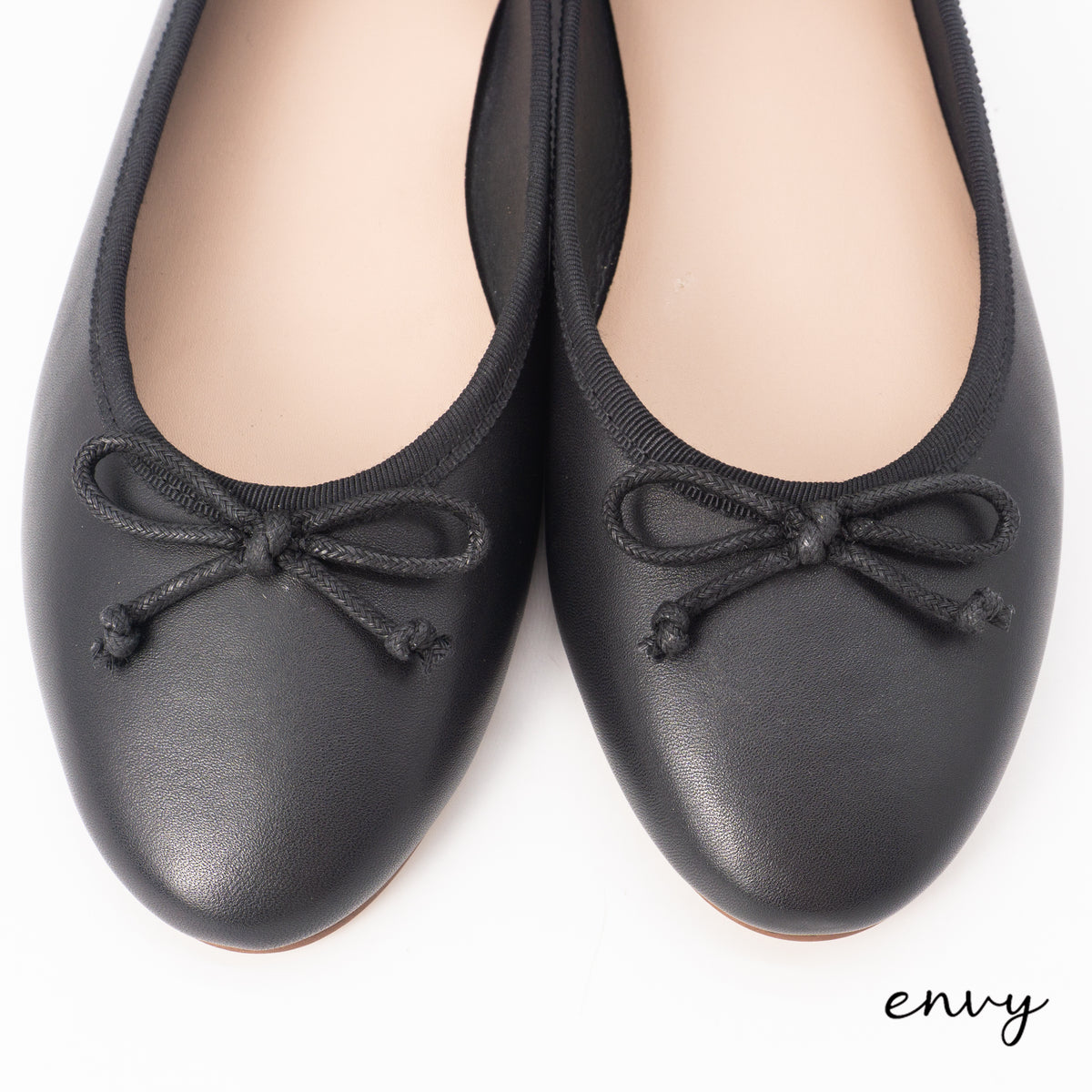 Wittner Close Shoes