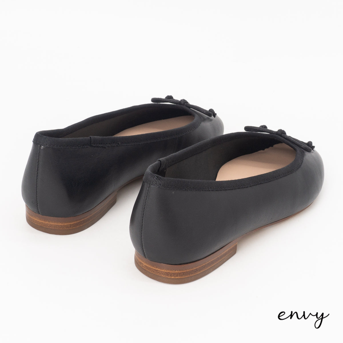 Wittner Close Shoes