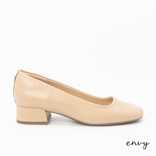 Easy Spirit Pumps