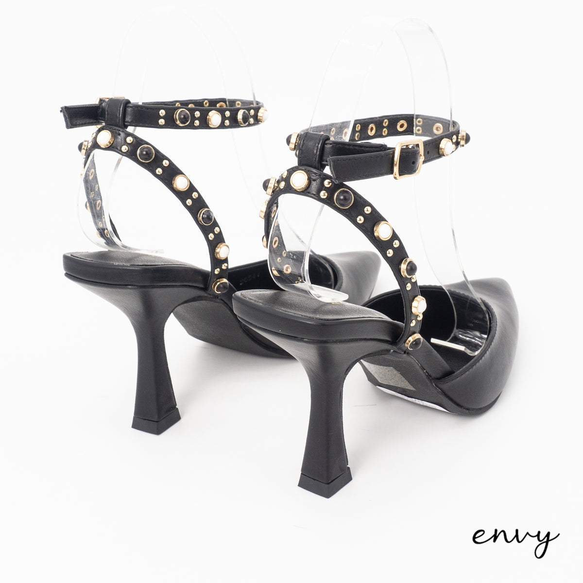 Menbur Sandals
