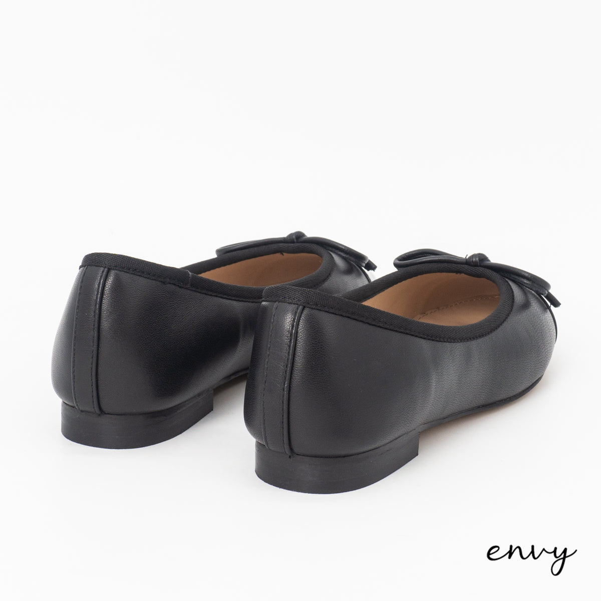 Steve Madden Close Shoes