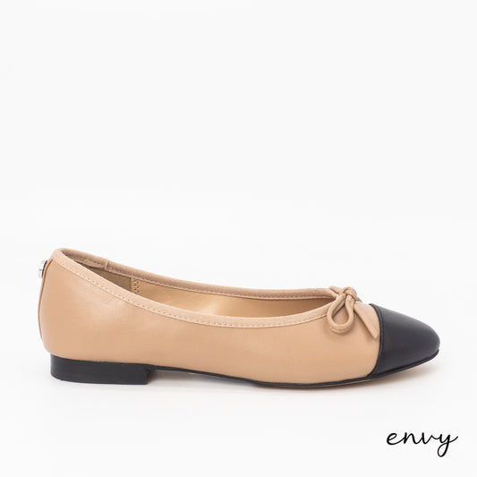 Steve Madden Close Shoes