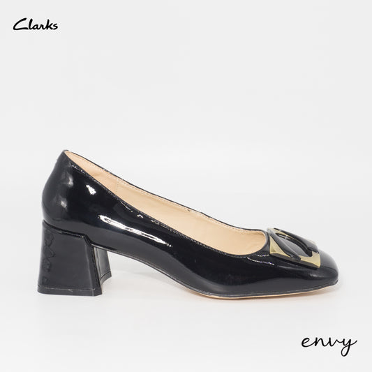 Clarks Pumps