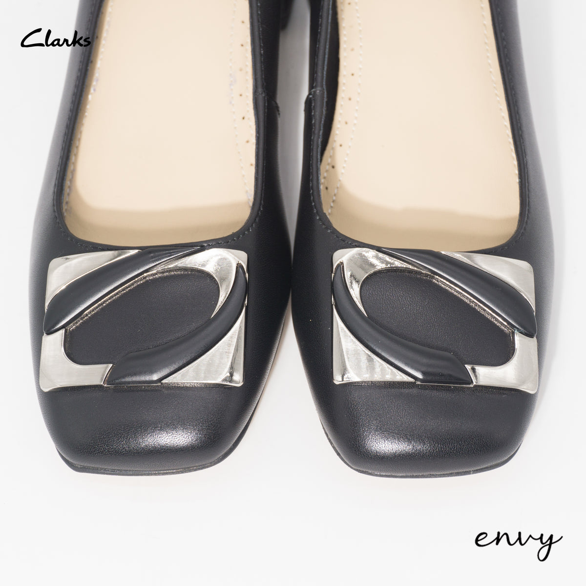 Clarks Pumps