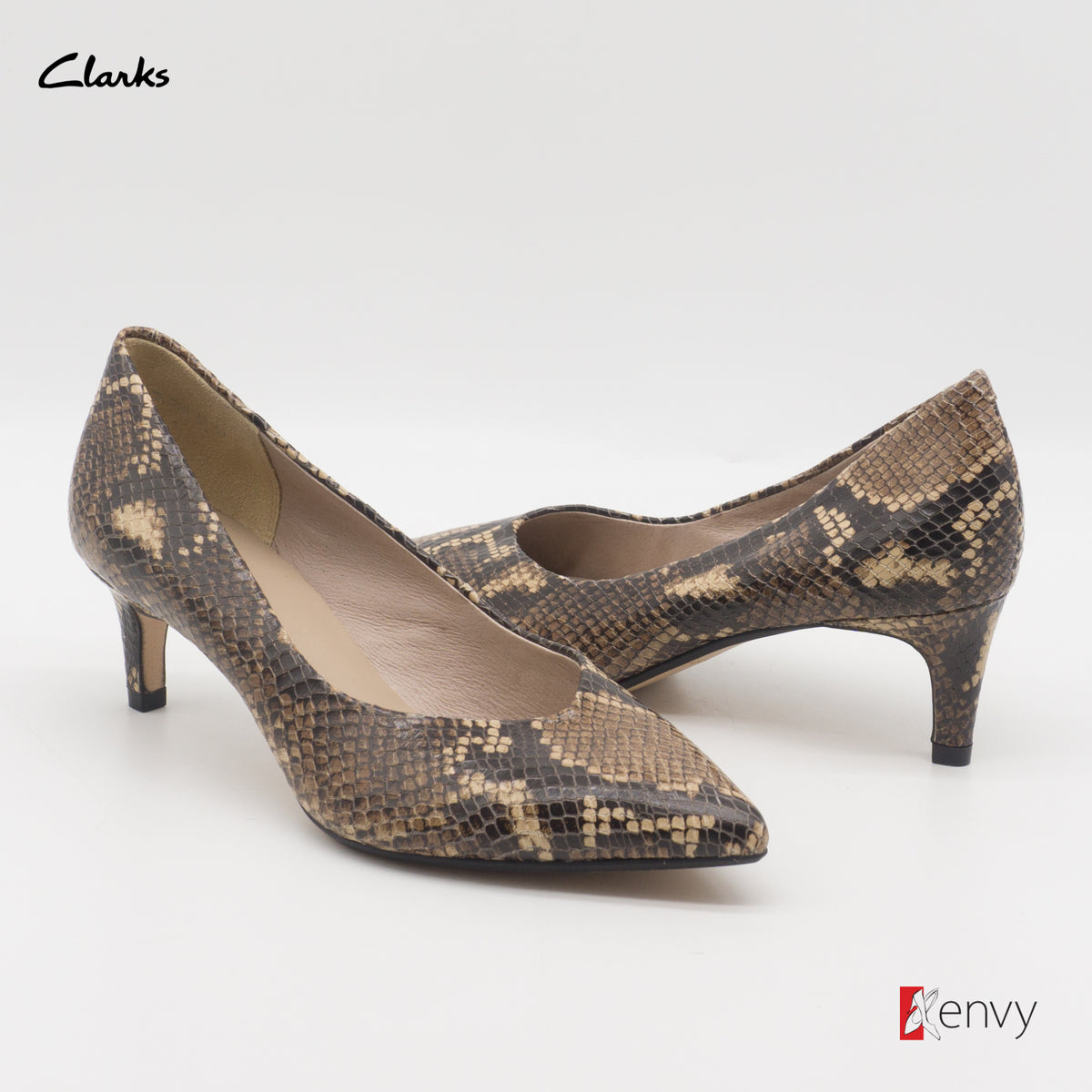 Clarks Pumps